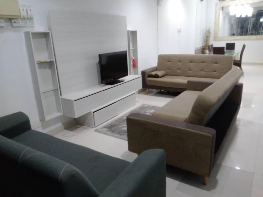 Legacy Yumai Kuala Rompin Exterior foto